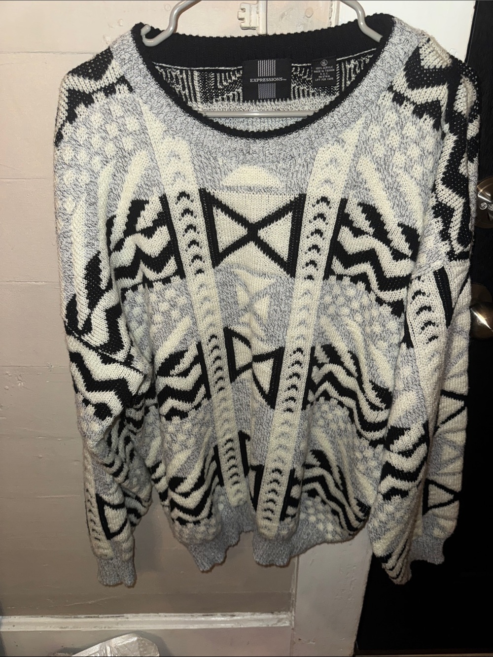 Expressions Black & White Geometric Crewneck Sweater VTG XL Acrylic